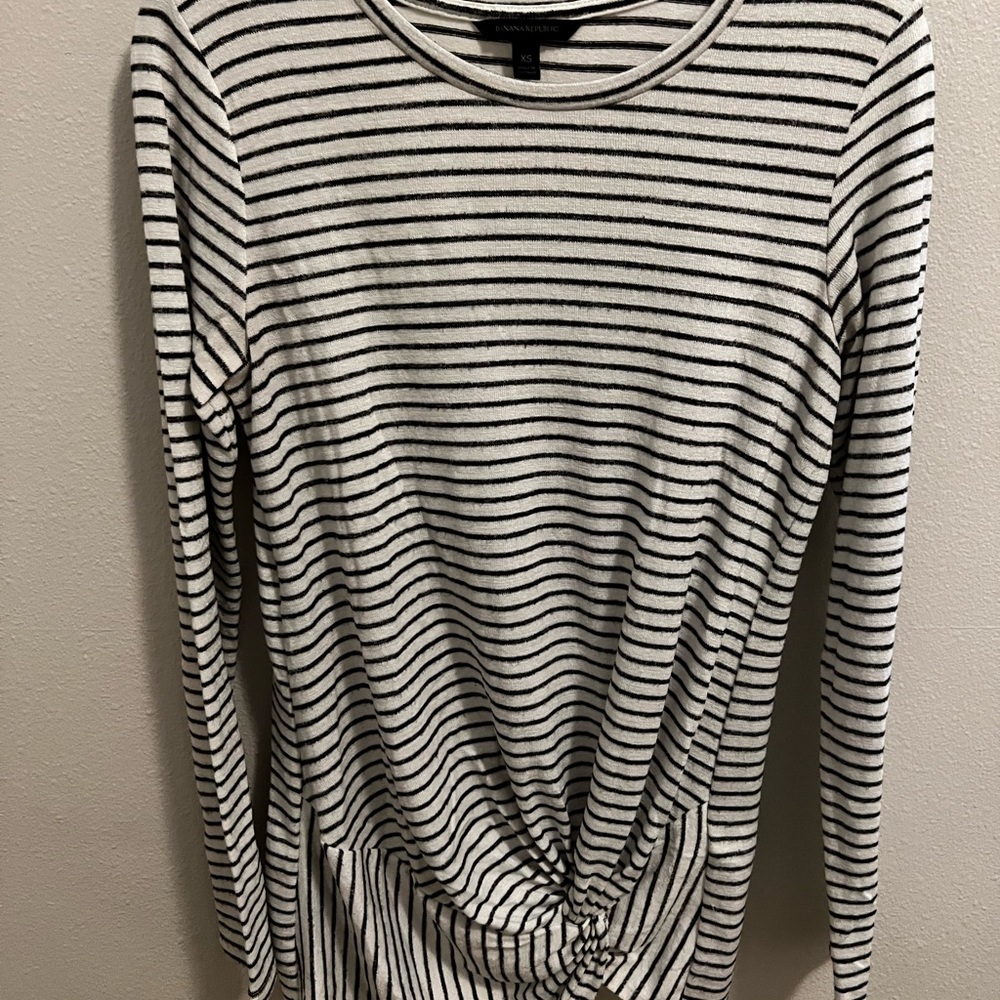 Banana Republic Navy Blue and White Striped Knotted Sweater